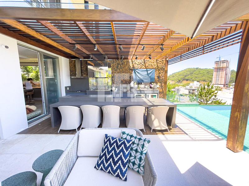 Casa de alto padrão com 4 suítes localizada no condomínio Horizontal Praia Brava — foto 14