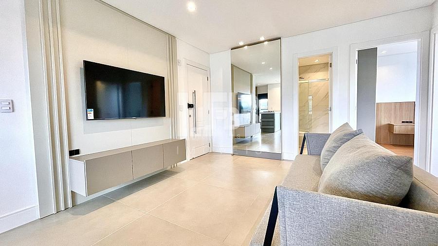 Apartamento na Praia Brava com 3 dormitórios e vista mar — foto 2