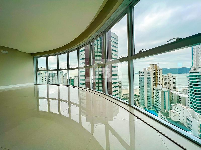 Apartamento com 4 quartos à venda, 132m², 4 banheiros, 3 garagens - Centro - Balneário Camboriú — foto 2