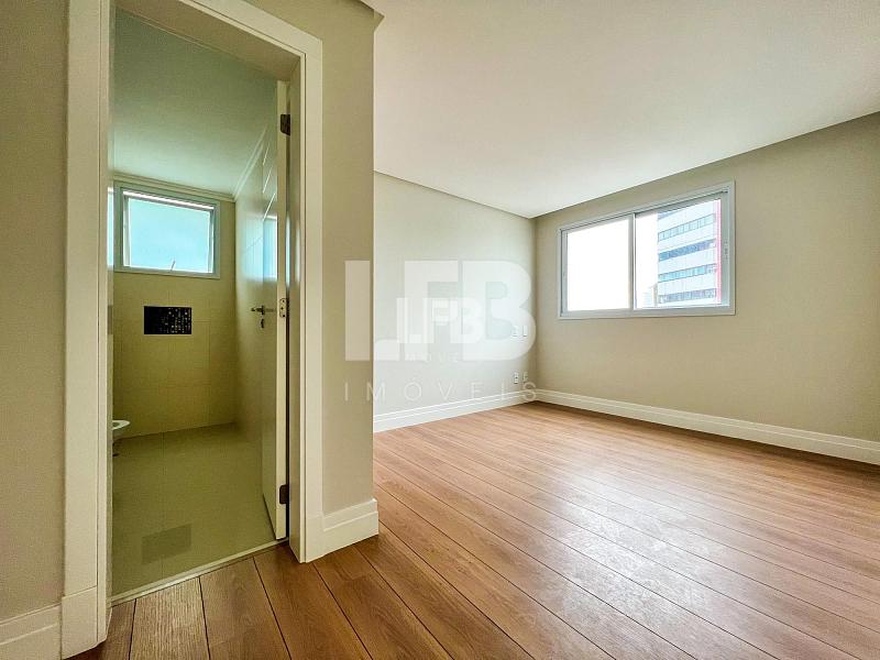 Apartamento com 4 quartos à venda, 132m², 4 banheiros, 3 garagens - Centro - Balneário Camboriú — foto 7