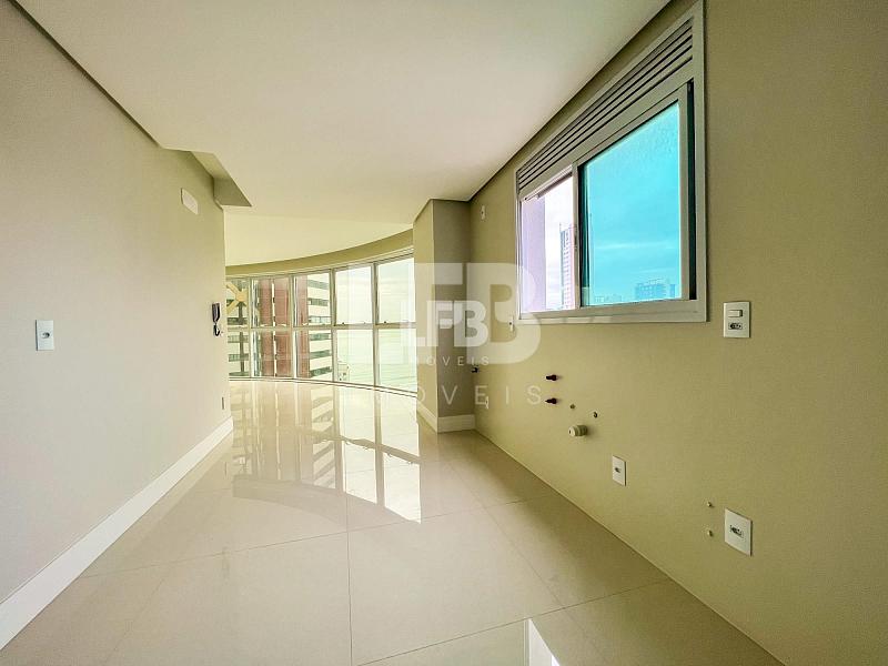 Apartamento com 4 quartos à venda, 132m², 4 banheiros, 3 garagens - Centro - Balneário Camboriú — foto 4