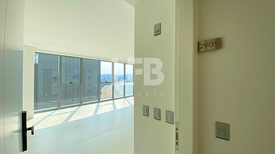 Apartamento com 4 quartos à venda, 248m², 5 banheiros, 3 garagens - Centro - Balneário Camboriú — foto 2