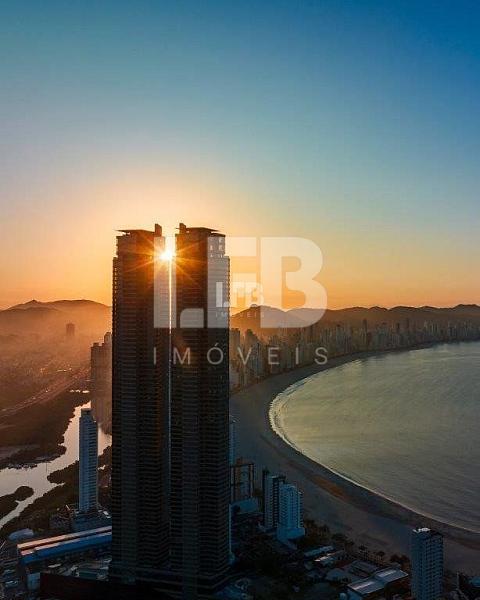 Apartamento com 4 quartos à venda, 265m², 5 banheiros, 4 garagens - Barra Sul - Balneário Camboriú — foto 8