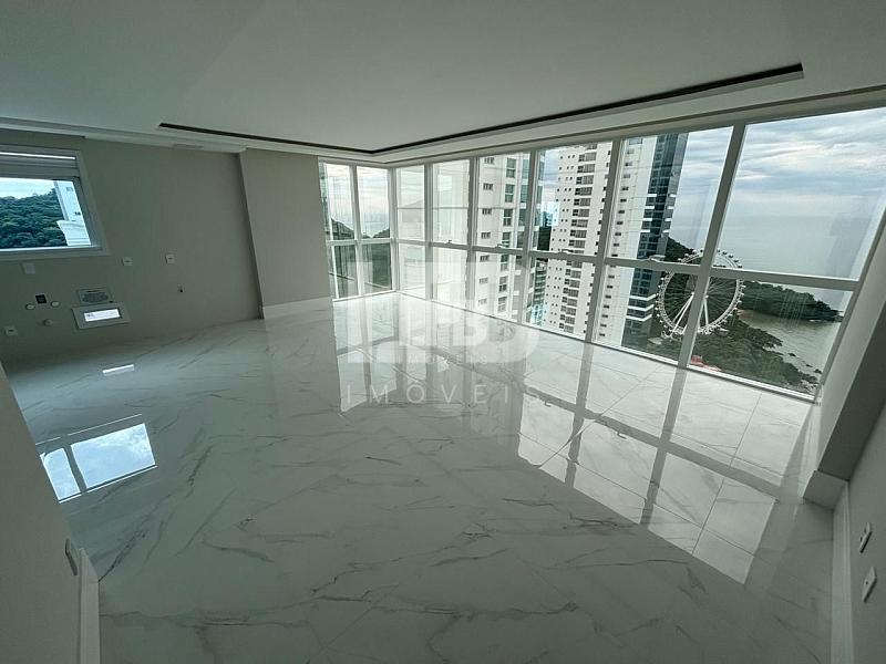 Skyline Tower com vista mar permanente! — foto 7