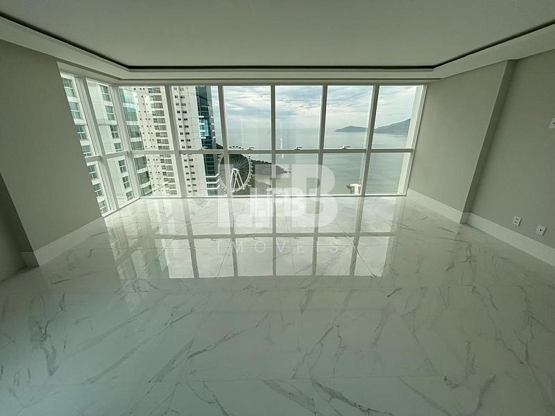 Skyline Tower com vista mar permanente! — foto 8