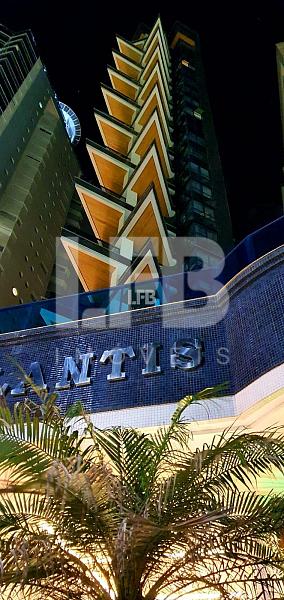 Apartamento Frente Mar Diferenciado com Piscina no Atlantis em Balneário Cambori — foto 2