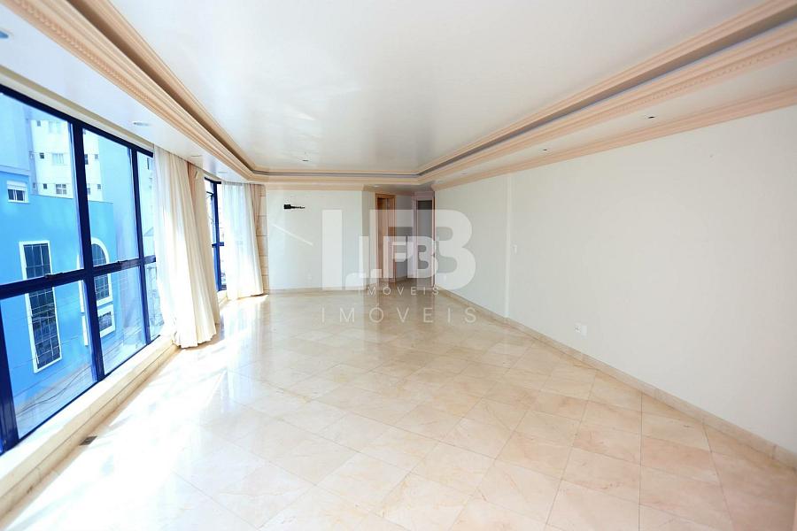 Apartamento Frente Mar Diferenciado com Piscina no Atlantis em Balneário Cambori — foto 8