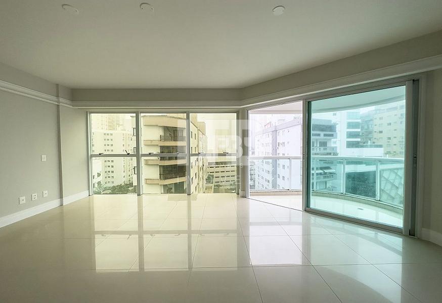 Apartamento com 3 quartos à venda, 142m², 3 banheiros, 3 garagens - Centro - Balneário Camboriú — foto 2