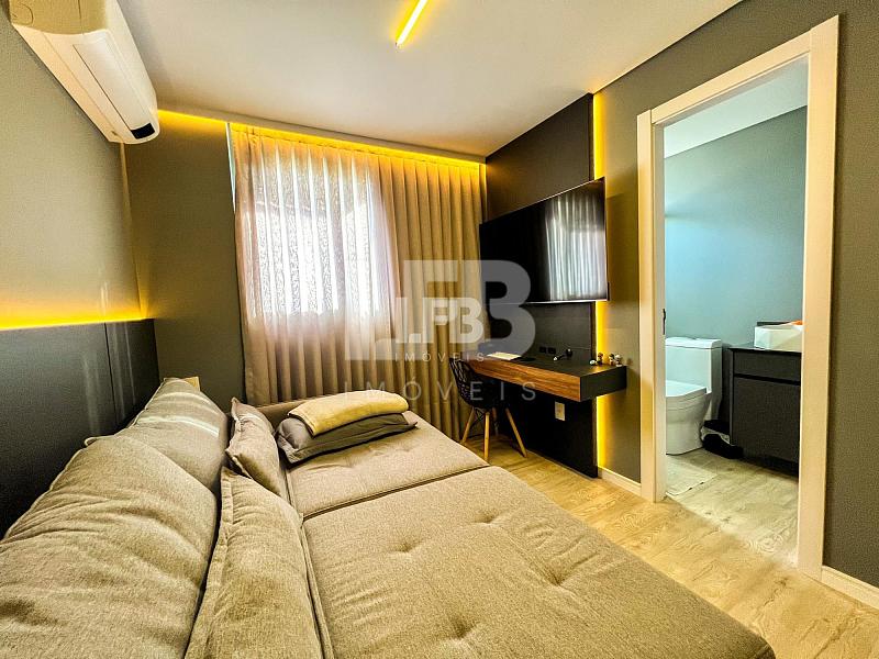 Apartamento Mobiliado com 2 Suítes no Brava View na Praia Brava — foto 7