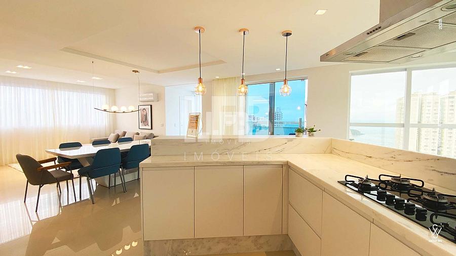 Cobertura Duplex com 4 suítes no Centro de Balneário Camboriú — foto 4