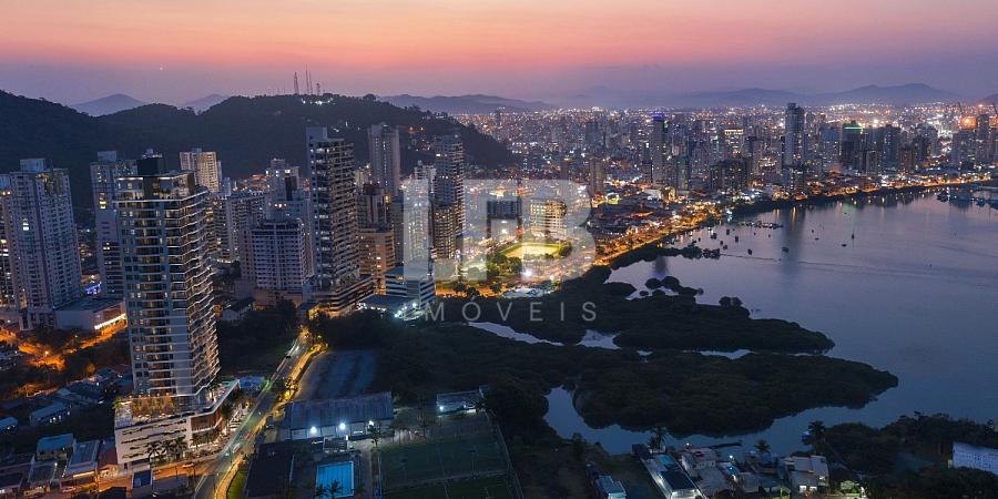 Apartamento à Venda no Vista Mare – 132,91 m² • 3 Suítes • 2 Vagas • Beira Rio Itajaí — foto 14