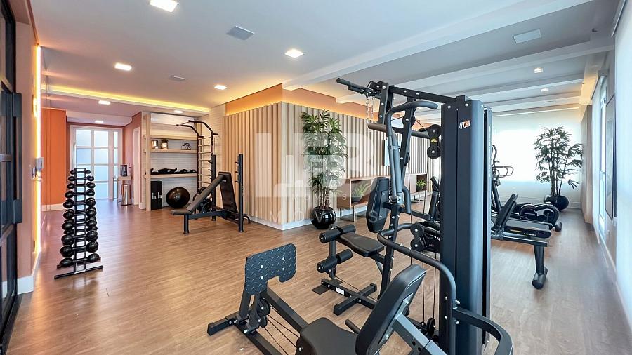 Apartamento diferenciado com 4 dormitórios (2 suítes) e 270m² à venda no Solar Di Capri em Balneário Camboriú — foto 8