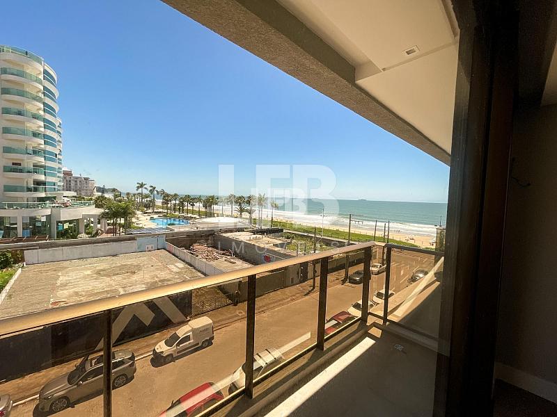 Cobertura Triplex com 4 suítes a poucos metro da Praia Brava. — foto 8