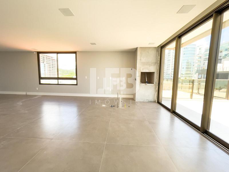 Cobertura Triplex com 4 suítes a poucos metro da Praia Brava. — foto 27