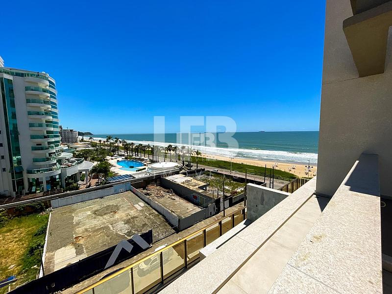 Cobertura Triplex com 4 suítes a poucos metro da Praia Brava. — foto 7