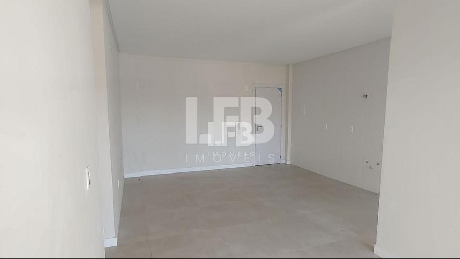 Apartamento 2 quartos com suíte e sacada no Plaza Viena, no bairro Nações em Balneário Camboriú. — foto 6