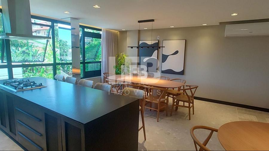 Apartamento 2 quartos com suíte e sacada no Plaza Viena, no bairro Nações em Balneário Camboriú. — foto 16