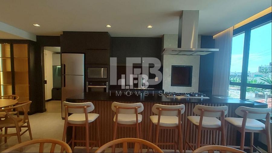 Apartamento 2 quartos com suíte e sacada no Plaza Viena, no bairro Nações em Balneário Camboriú. — foto 17