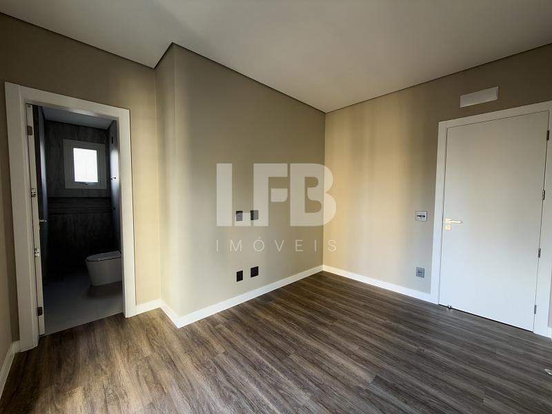 Apartamento com 4 quartos à venda, 255m², 5 banheiros, 3 garagens - Centro - Balneário Camboriú — foto 8