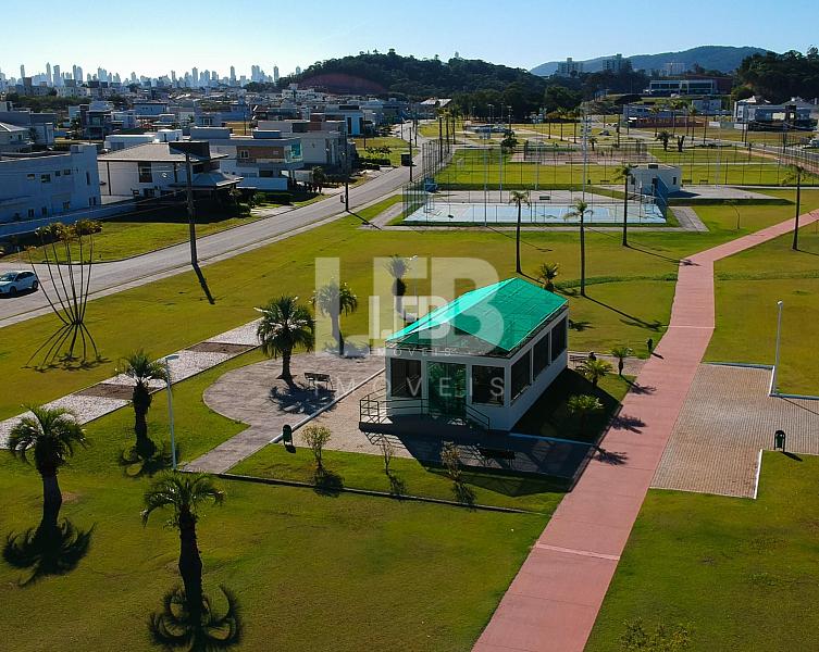 Terreno com 378m2 no Condomínio Caledônia Private Village — foto 4