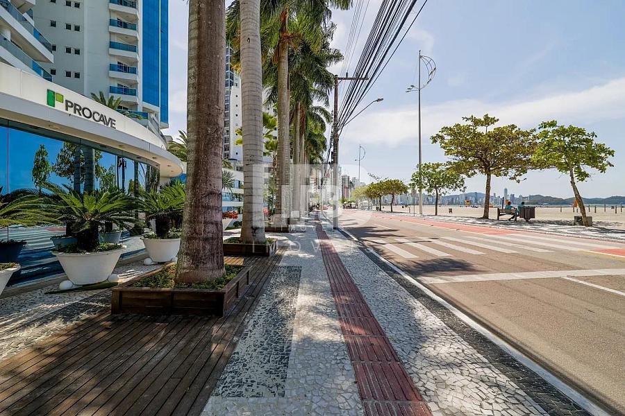 Apartamento com 4 quartos à venda, 288m², 6 banheiros, 4 garagens - Centro - Balneário Camboriú — foto 8