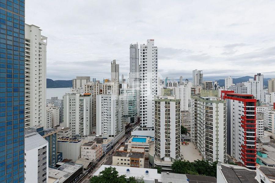 Apartamento com 3 quartos à venda, 252m², 3 banheiros, 2 garagens - Centro - Balneário Camboriú — foto 6