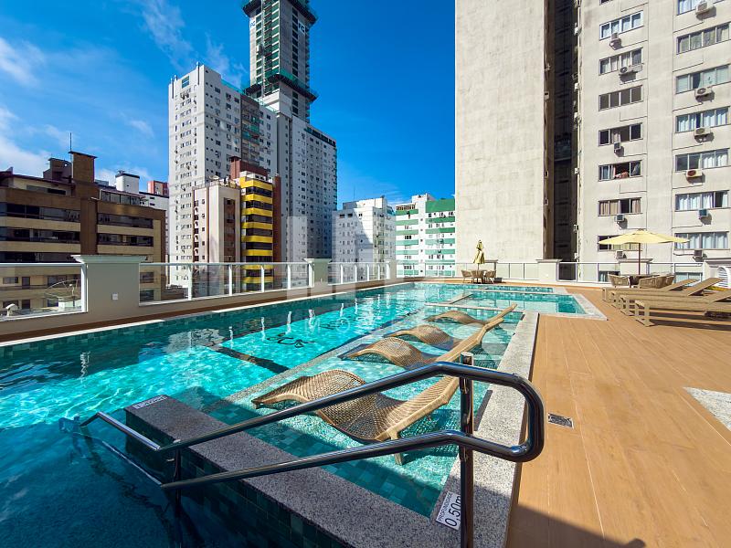 Apartamento com 4 suítes no La Belle Tour Residence — foto 13