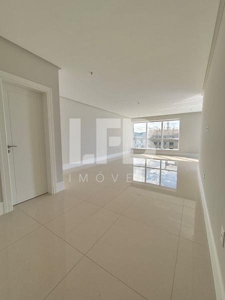 Apartamento com 4 suítes no La Belle Tour Residence — foto 23