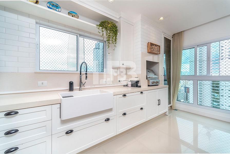 Apartamento em Balneário Camboriú com Vista Mar e 3 suítes — foto 5