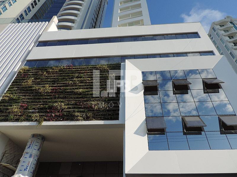 Apartamento com 3 quartos à venda, 143m², 4 banheiros, 2 garagens - Centro - Balneário Camboriú — foto 4