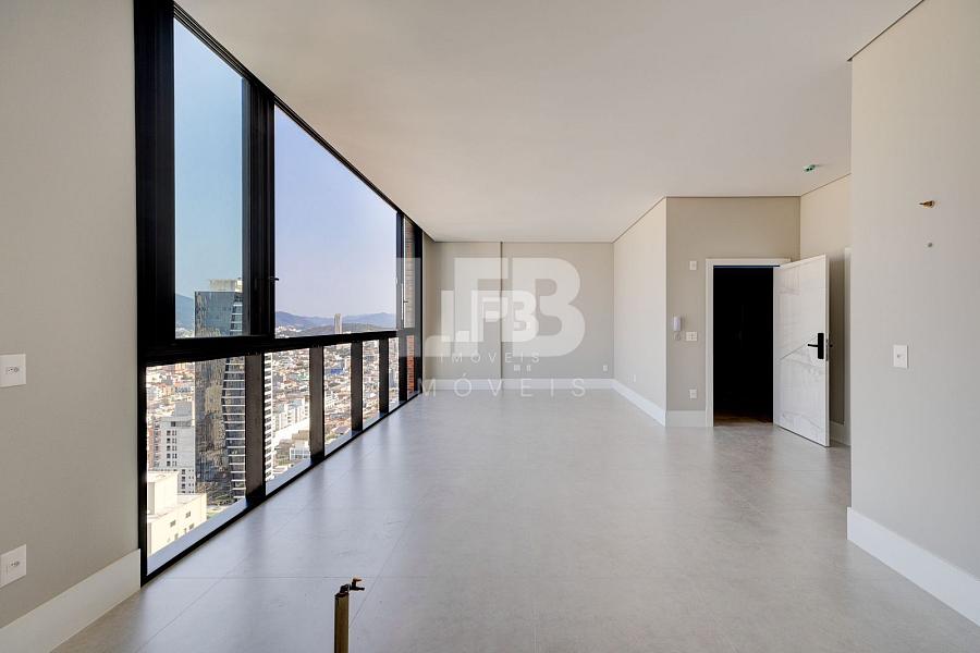 Apartamento com 4 quartos à venda, 135m², 4 banheiros, 3 garagens - Centro - Balneário Camboriú — foto 2