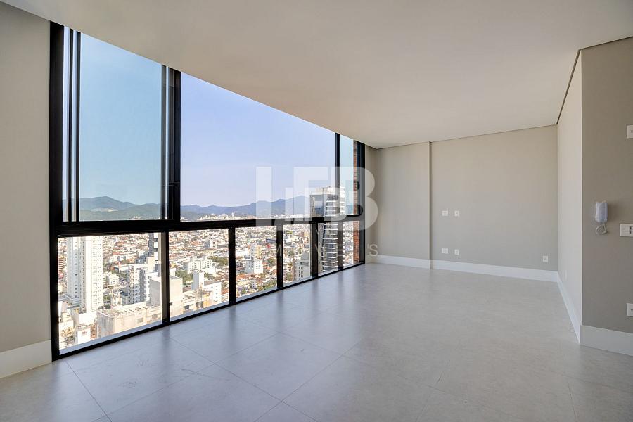 Apartamento com 4 quartos à venda, 135m², 4 banheiros, 3 garagens - Centro - Balneário Camboriú — foto 3