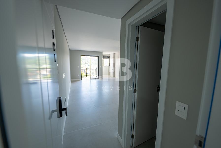 Apartamento com 3 quartos à venda, 81m², 2 banheiros, 2 garagens - Praia dos Amores - Balneário Camboriú — foto 2