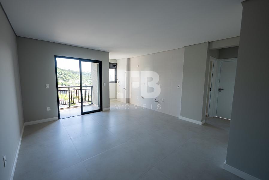 Apartamento com 3 quartos à venda, 81m², 2 banheiros, 2 garagens - Praia dos Amores - Balneário Camboriú — foto 3