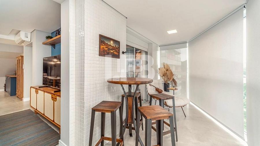 Cobertura Duplex Finamente Mobiliada - 3 dormitórios e 3 Vagas — foto 8