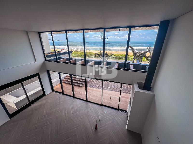 Apartamento Garden Duplex com 4 suítes no Sunrise Praia Brava — foto 2