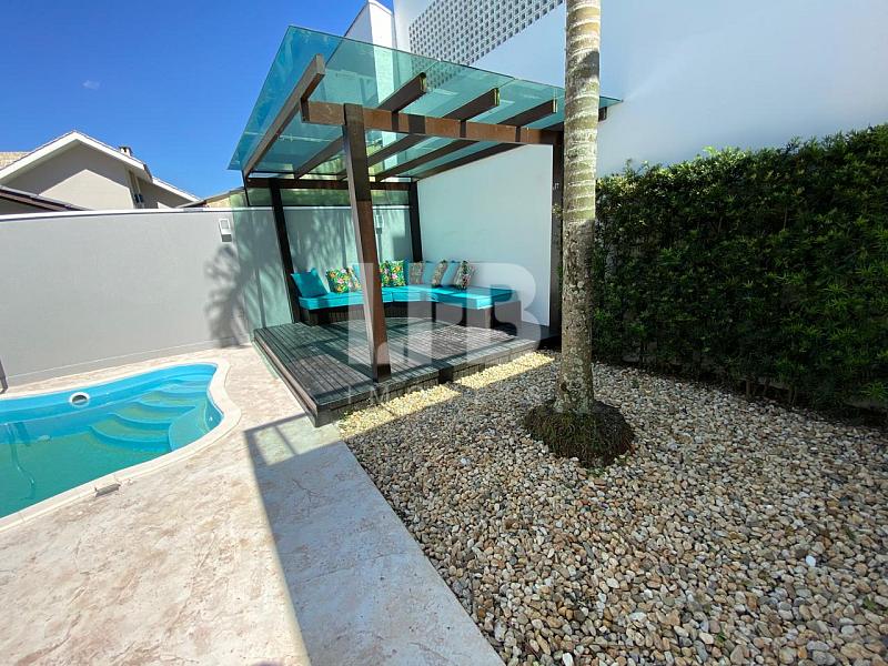 Casa com 6 dormitorios no no Condomínio Vila Rica - Balneário Camboriú — foto 8