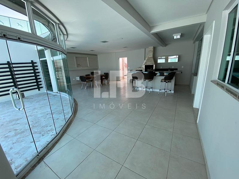 Casa com 6 dormitorios no no Condomínio Vila Rica - Balneário Camboriú — foto 11