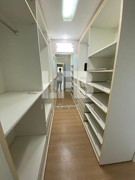 Casa com 6 dormitorios no no Condomínio Vila Rica - Balneário Camboriú — foto 34