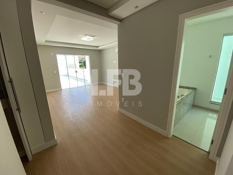 Casa com 6 dormitorios no no Condomínio Vila Rica - Balneário Camboriú — foto 40