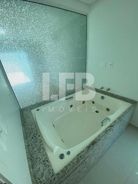 Casa com 6 dormitorios no no Condomínio Vila Rica - Balneário Camboriú — foto 41