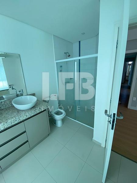 Casa com 6 dormitorios no no Condomínio Vila Rica - Balneário Camboriú — foto 43