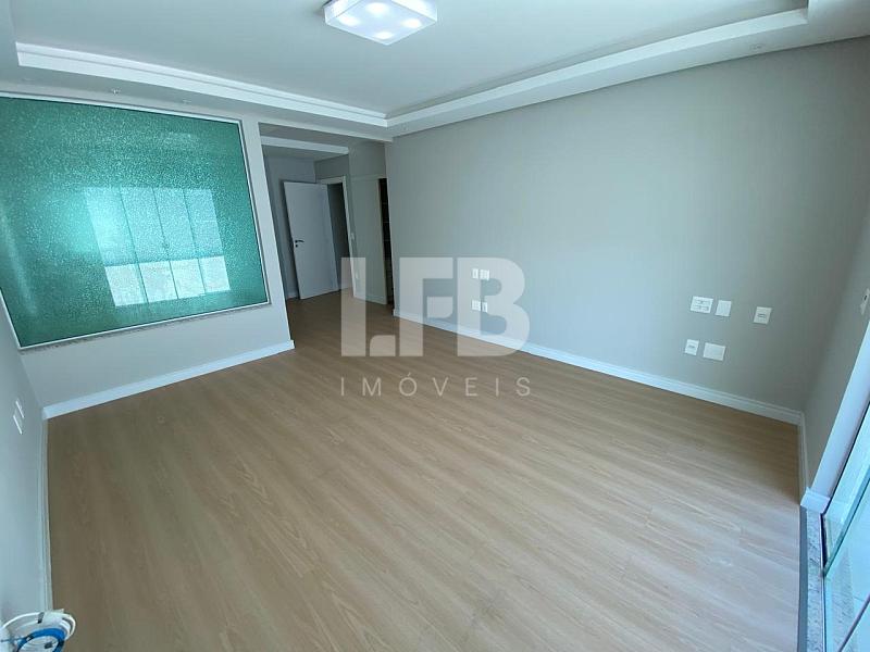 Casa com 6 dormitorios no no Condomínio Vila Rica - Balneário Camboriú — foto 46