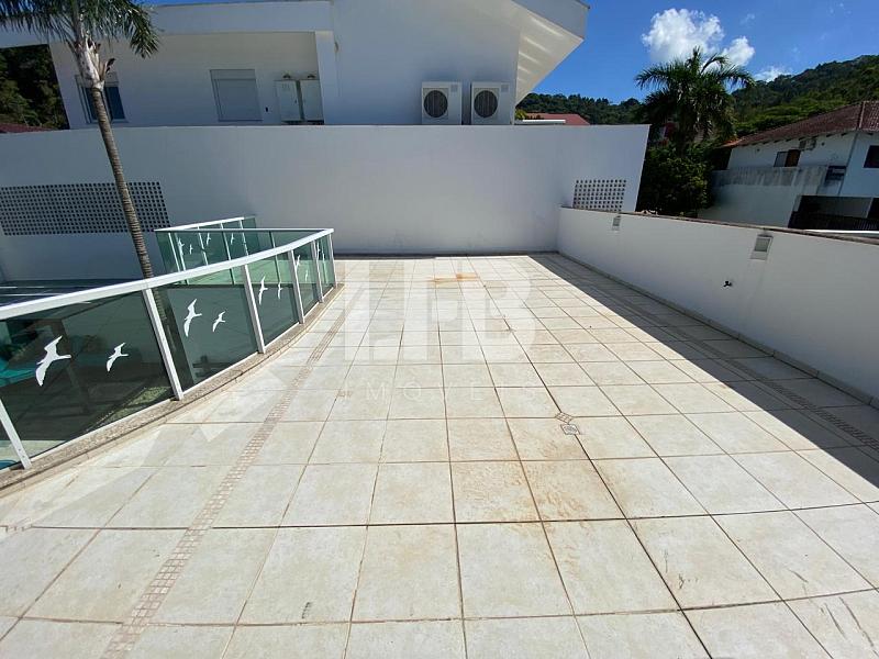 Casa com 6 dormitorios no no Condomínio Vila Rica - Balneário Camboriú — foto 47