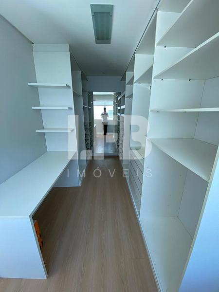 Casa com 6 dormitorios no no Condomínio Vila Rica - Balneário Camboriú — foto 22