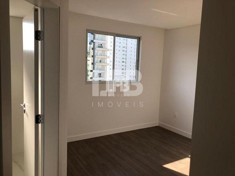 Cobertura com 4 suítes e piscina no centro de Balneário Camboriú — foto 7