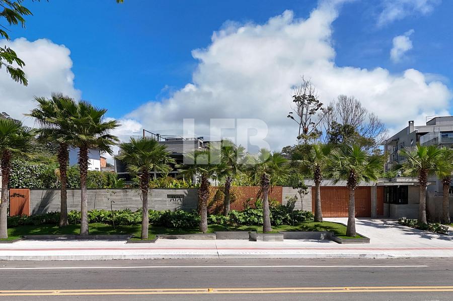 AYA Casas - Condomínio exclusivo com apenas 14 casas a 250 metros da Praia do Estaleiro em Balneário Camboriú — foto 2