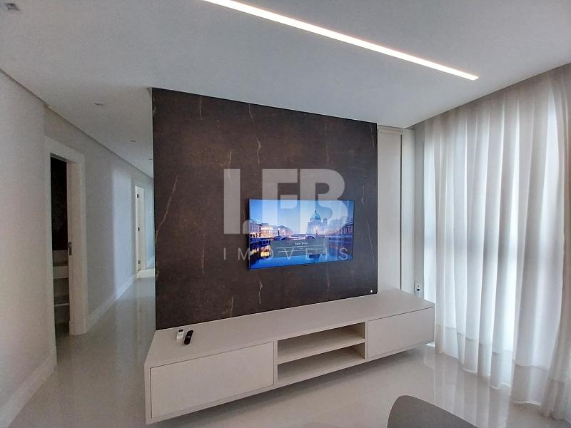 Apartamento com 4 quartos à venda, 140m², 4 banheiros, 3 garagens - Centro - Balneário Camboriú — foto 2