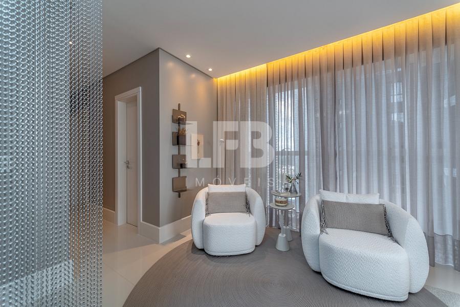 Apartamento com 4 quartos à venda, 233m², 5 banheiros, 4 garagens - Centro - Balneário Camboriú — foto 4