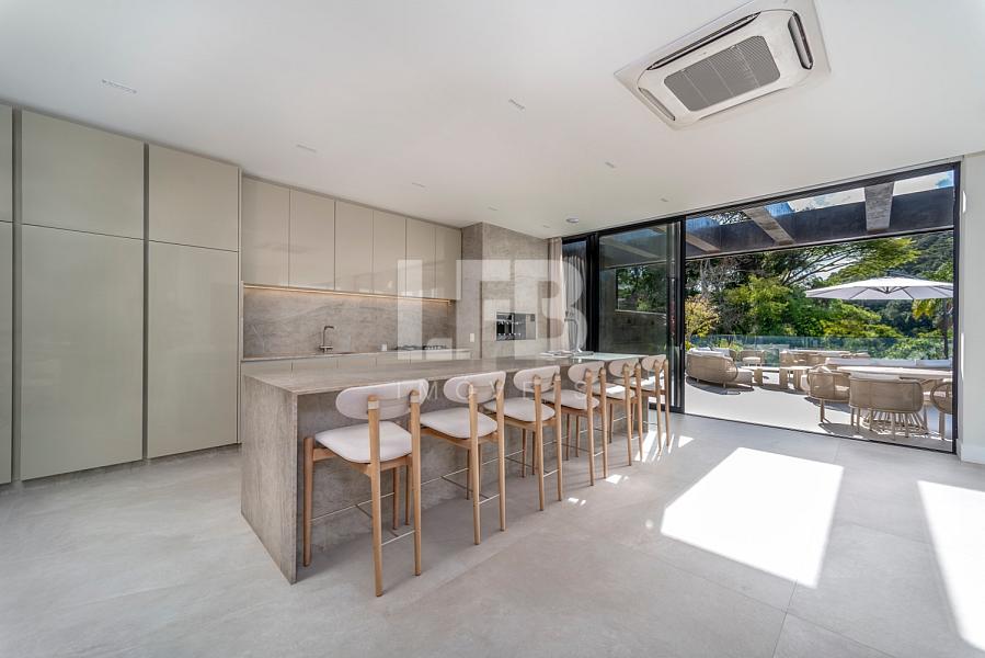 Casa com 4 suítes no condomínio Bella Vista — foto 52